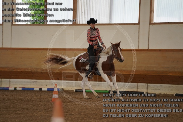 s_A_902392.JPG
